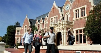 逆袭登上林肯大学